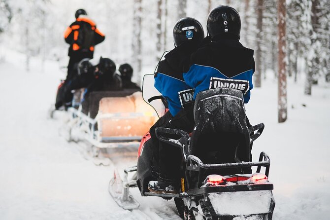 1 Hour Easy Snowmobile Safari in Levi - Getting dressed for a Finnish winter ride