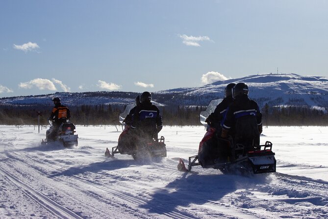 3 Hour Snowmobile Safari Around Levi with Coffee Break - Thermal clothing and physical comfort