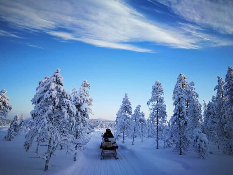 3-hour snowmobiling adventure in Levi - Leaving Levi for the snowy forest