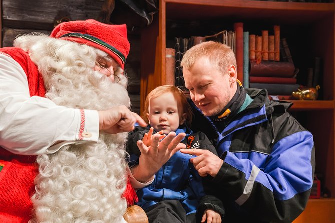 Arctic Delight - Visit to Santa's Village and snowmobiling to reindeer farm - Group size can change the character of the tour