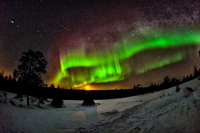 Auroras in Saariselkä – Northern Lights Photo Tour by Car and on Foot - Weather, cancellations, and timing your booking