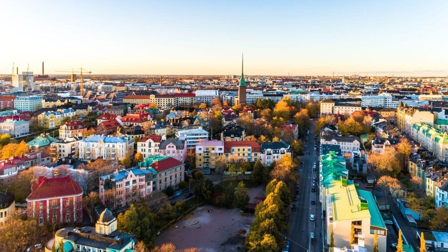 Best of Helsinki: Private Walking Tour with a Local - Starting at Senate Square and Helsinki Cathedral