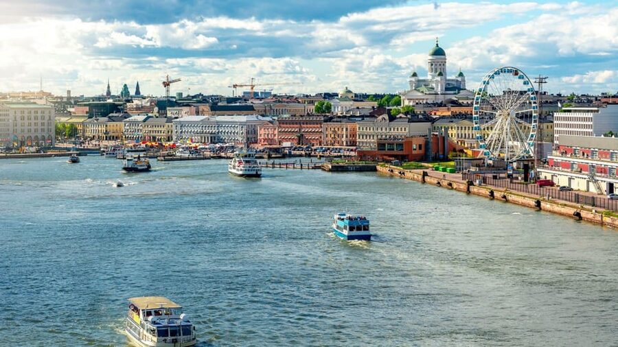 Best of Helsinki: Private Walking Tour with a Local - Adding Suomenlinna to a longer outing