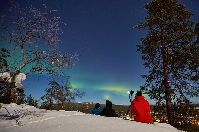 Capturing Auroras in Pyhä - Group size, access, and the feel of the evening