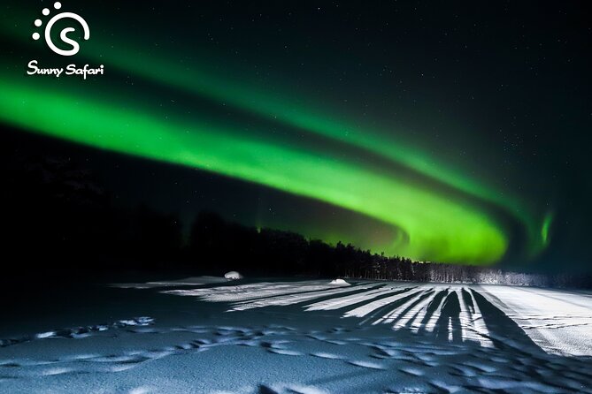 Chasing Aurora on Different Spots - Small Group - Campfire sausages and a practical winter pause