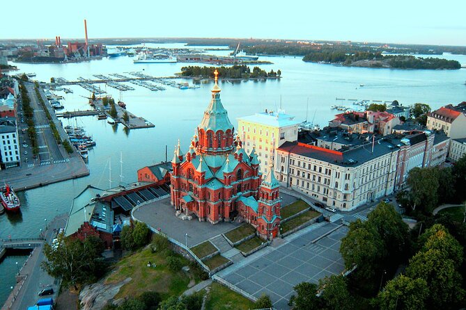 CITY Tour with Food Tasting in Helsinki - Old Market Hall is the heart of the tasting