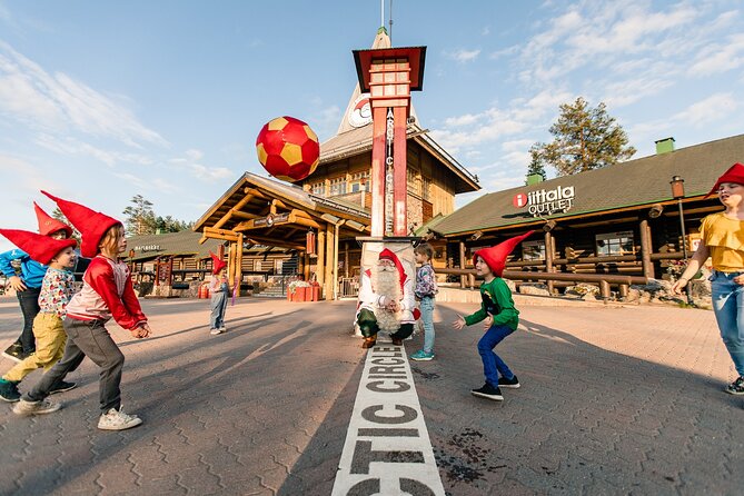 Daytour to Santa Claus Village, Reindeer and Husky Safaris, Photo, and Lunch - Lunch, and why expectations matter