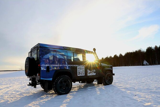 Expedition "INTO THE WILD" Safari and Lunch in Glass Igloo - Why the private format matters