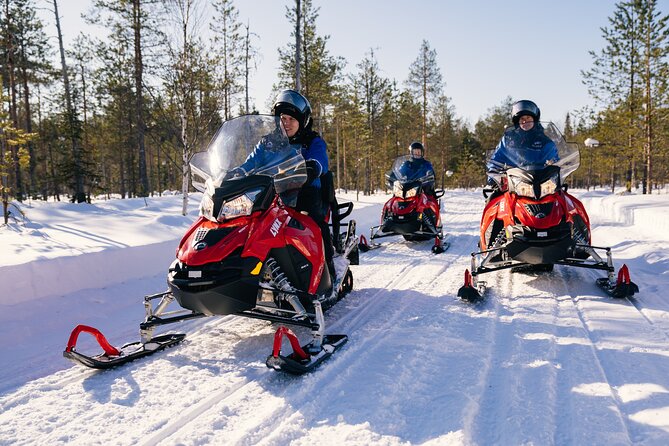Family Snowmobiling in Rovaniemi, Apukka Resort - Children’s mini-snowmobiles at Apukka