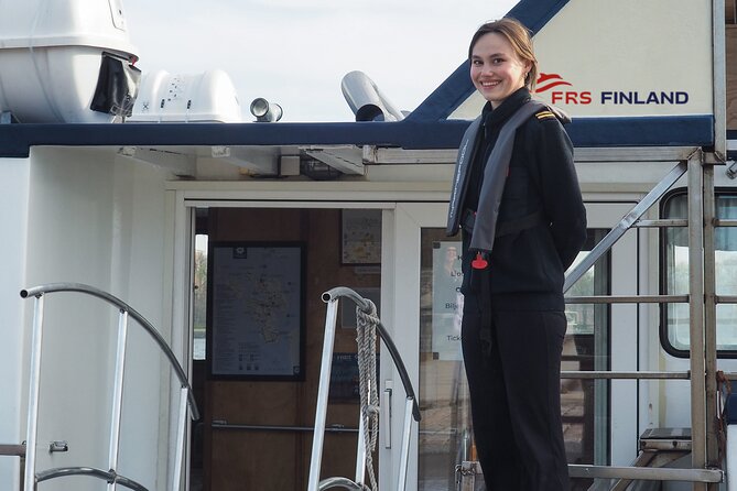 Ferry to Suomenlinna Fortress Island - A Flexible Visit from One Hour to Half a Day