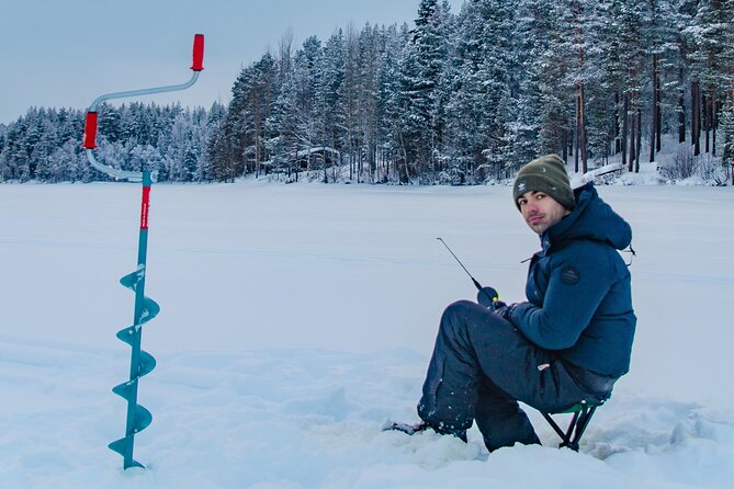 First Ice Fishing Experience in Rovaniemi - Two hours of fishing in Lapland