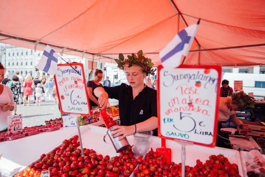 FOOD Tour with Rooftop Bar Visit in Helsinki - The rooftop bar provides a welcome change of pace