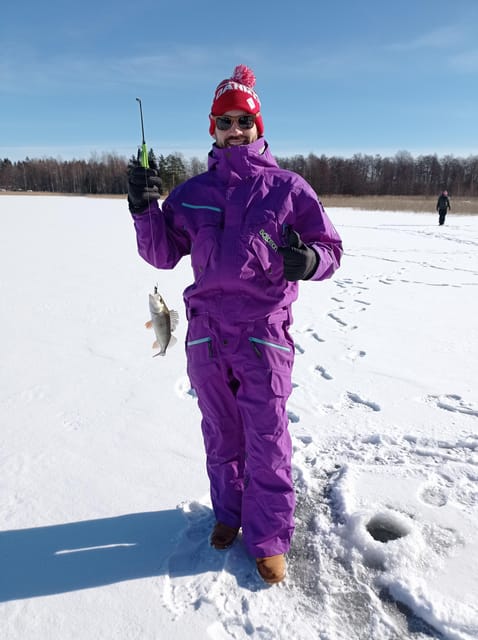 From Helsinki: Bodom Lake Ice Fishing with Food & Drinks - The laavu fire and Finnish comfort food