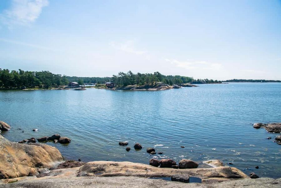From Helsinki: Guided Tour of Porkkalanniemi Peninsula - Weather, clothing, and practical details