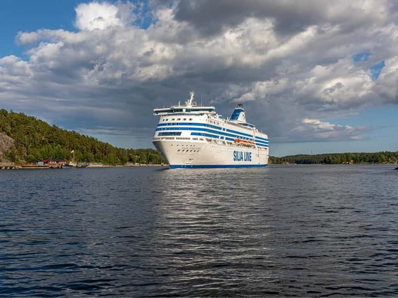 From Helsinki: Overnight Cruise to Stockholm with Breakfast - Why Sail Instead of Fly?