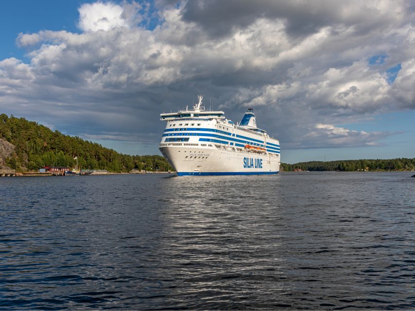 From Helsinki: Overnight Cruise to Stockholm with Breakfast - A Practical Choice for Families and Small Groups