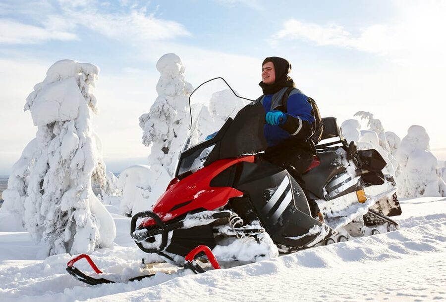 From Rovaniemi: 2-Hour Snowmobile Safari - Following snowy trails through rural Lapland