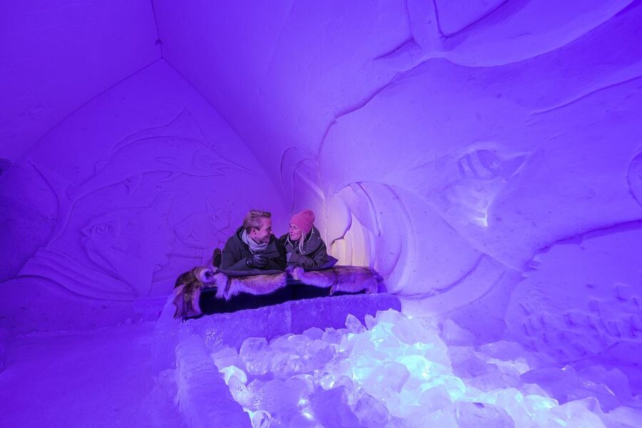 From Rovaniemi: SnowHotel Visit with Ice Restaurant Dinner - What makes the Arctic SnowHotel different