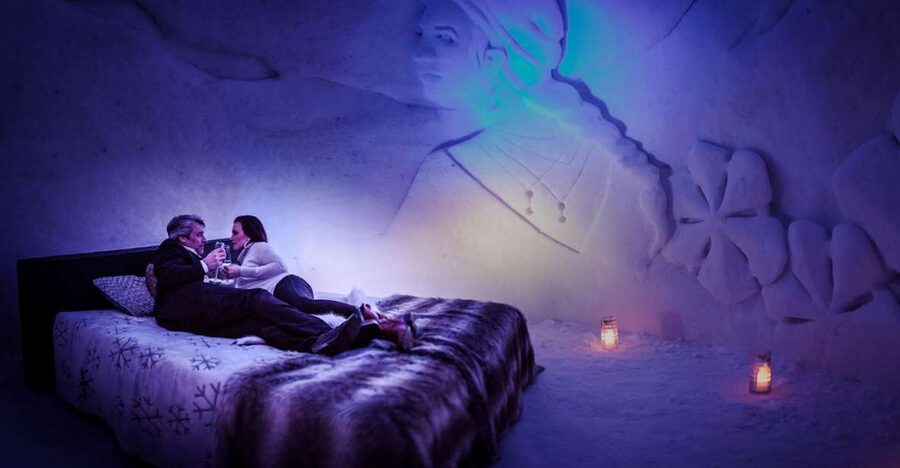 From Rovaniemi: SnowHotel Visit with Ice Restaurant Dinner - Touring the Ice Rooms