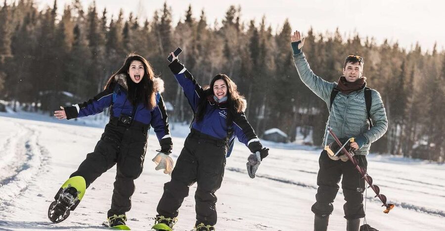 From Rovaniemi: Snowshoeing and Ice Fishing Tour - Guides make the difference