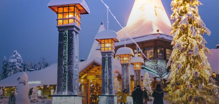 From Rovaniemi: Tour to Santa Claus Village - Meeting Santa and managing the busy season