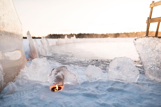 Full Day Lapland Tour, including Lunch and Dinner - The lake plunge and practical comfort