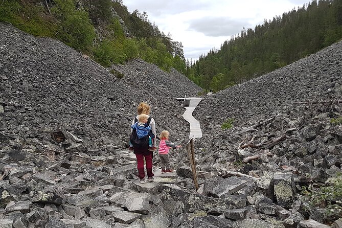 Guided easy hike in Finland deepest gorge in Pyhä-Luosto National Park - Geology, nature, and Sámi connections
