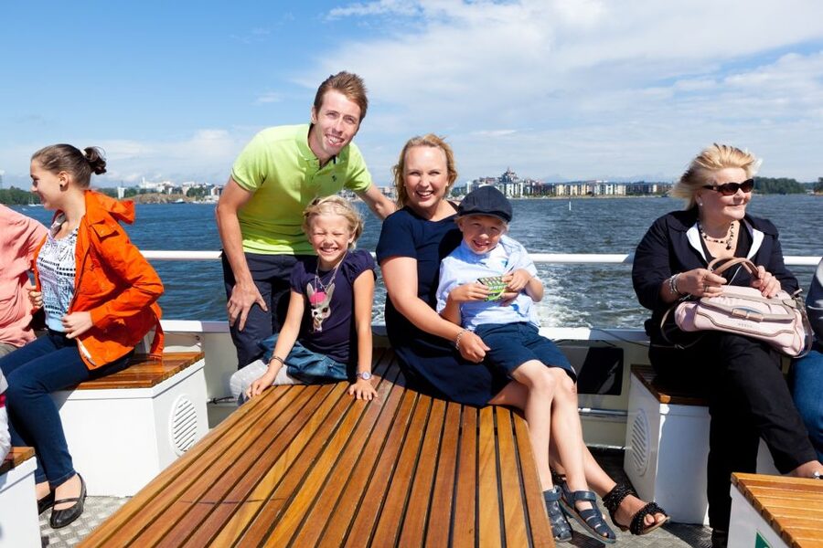 Helsinki: 48-Hour Bus & Boat Combo Tour - Suomenlinna, Korkeasaari, and the icebreakers