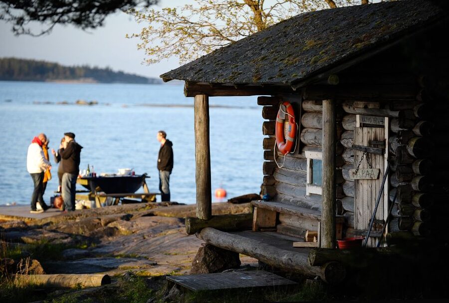 Helsinki: Archipelago RIB Boat Tour with BBQ Lunch and Sauna - Why this tour gives you more than a boat ride