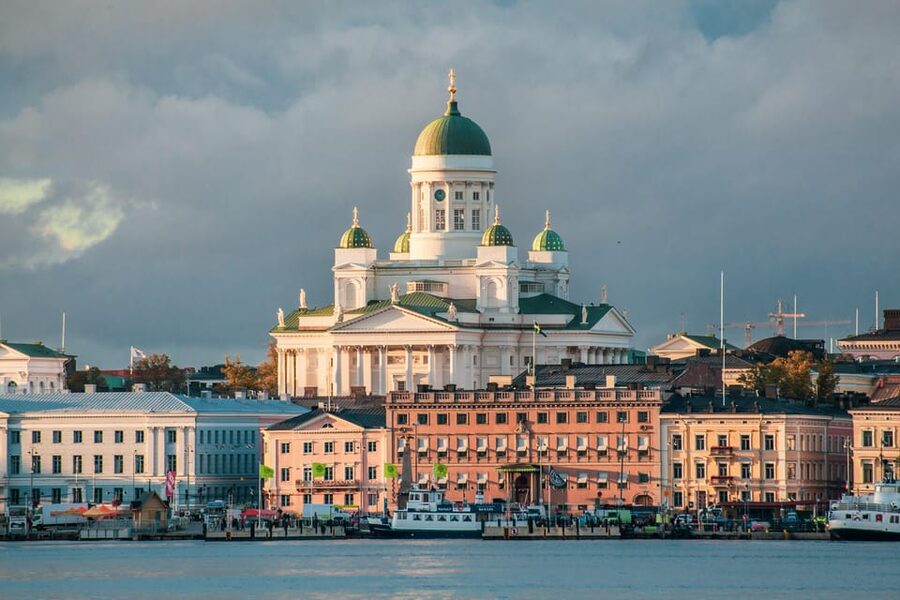 Helsinki: Architectural Highlights Guided Walking Tour - Key points at a glance