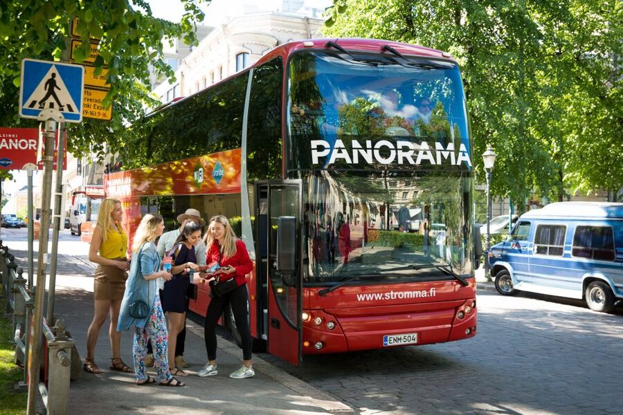 Helsinki: Bus Tour with Audio Guide - A warm first look at Helsinki