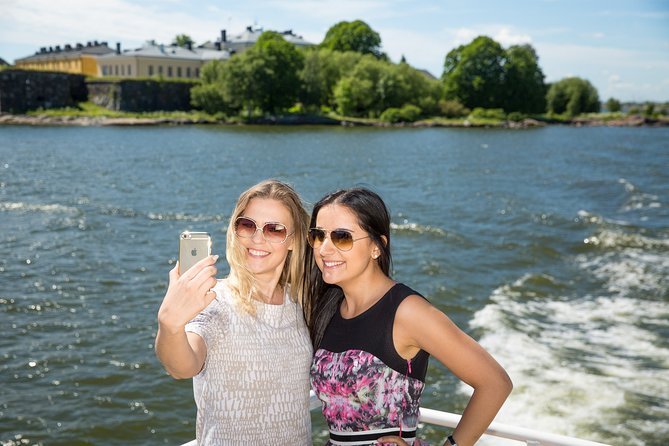 Helsinki Canal Cruise - Commentary, WiFi, and onboard comforts