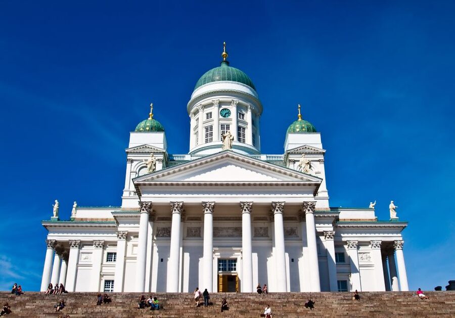 Helsinki: City and Suomenlinna 5-Hour Sightseeing Tour - Should you book the Helsinki and Suomenlinna tour?