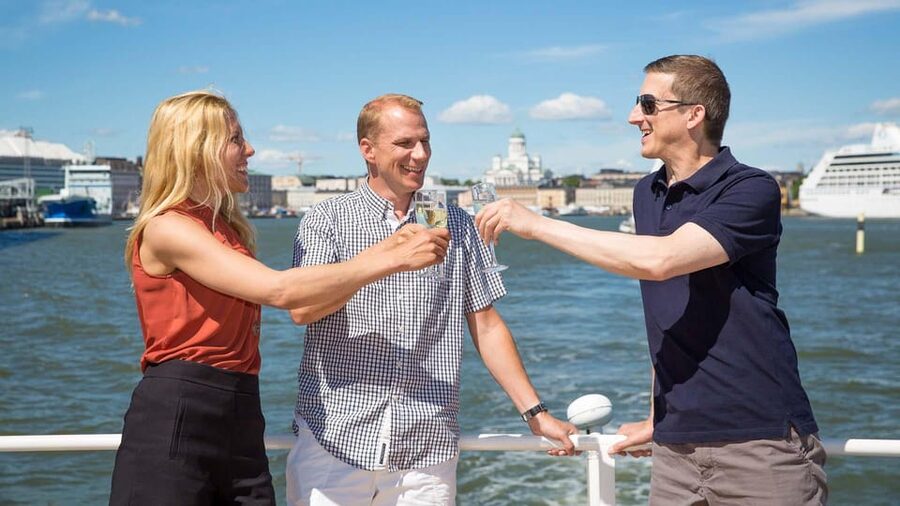 Helsinki Evening Cruise - Choosing between the sundeck and cafeteria