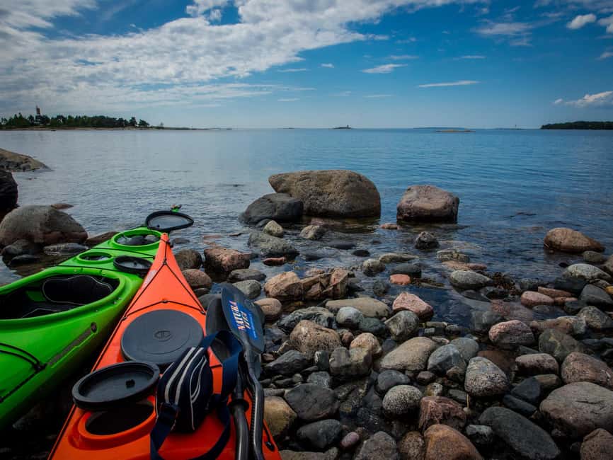 Helsinki: Guided Kayak Tour in Eastern Helsinki Archipelago - Starting at Vuosaari Paddling Center
