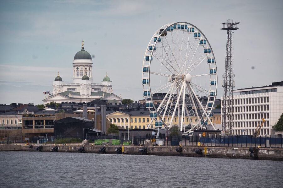 Helsinki: Hop-On Hop-Off Bus Tour & City Highlights Cruise - Start at Market Square for Helsinki from the water