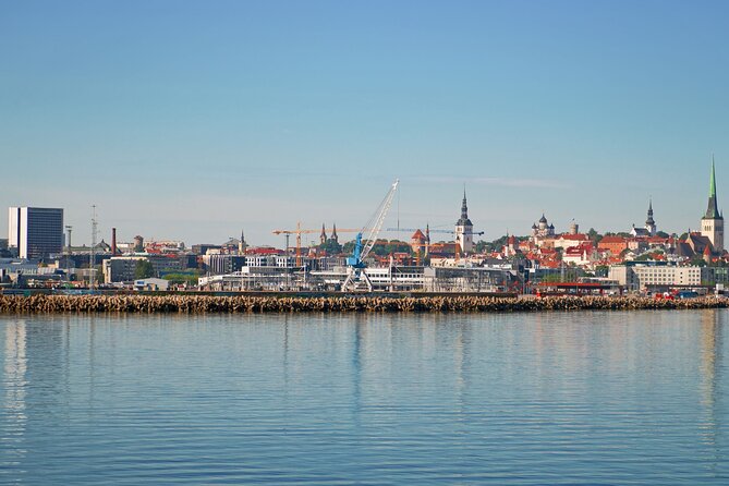 Helsinki Private Custom Walking Tour With A Guide (Private Tour) - Why this private walk works well in Helsinki