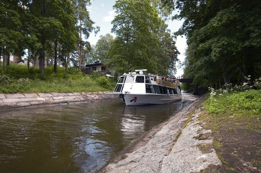 Helsinki: Sightseeing Canal Cruise with Audio Commentary - Is the $33 price good value?