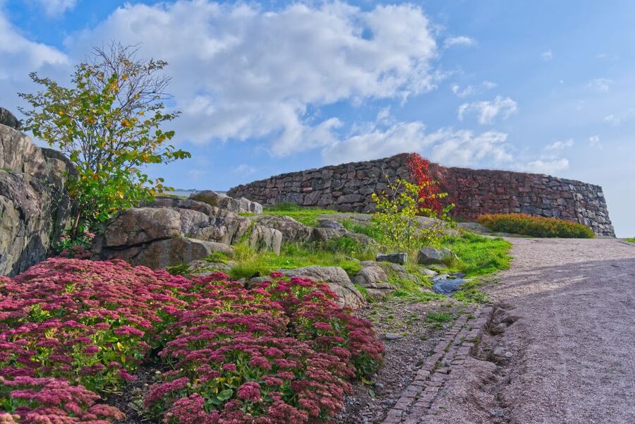 Helsinki: Temppeliaukio Church Entrance Ticket - Allow time for the Rock Garden in summer