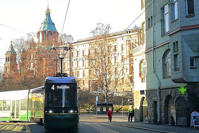 Helsinki tram tour with a city planner - Baana turns old railway ground into public space