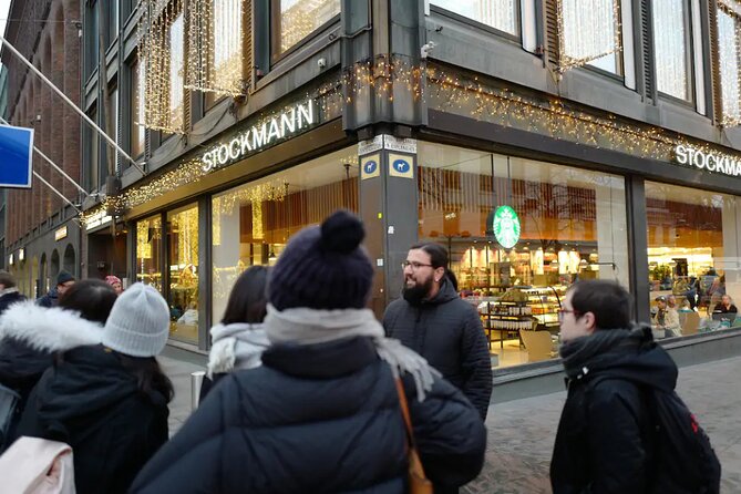 Helsinki walking tour with a city planner - The pace, group size, and physical demands