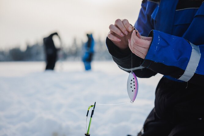 Ice Fishing and Snowmobile Safari Combo in Lapland - Winter gear that keeps the cold manageable