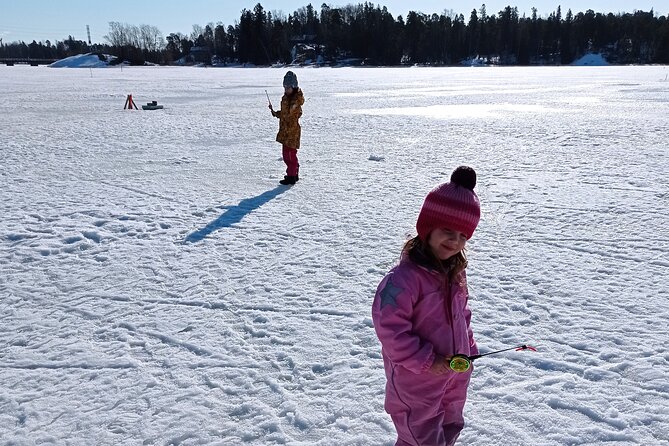 Ice fishing experience with Backpacker Helsinki Tour - Is $131.25 a fair price?