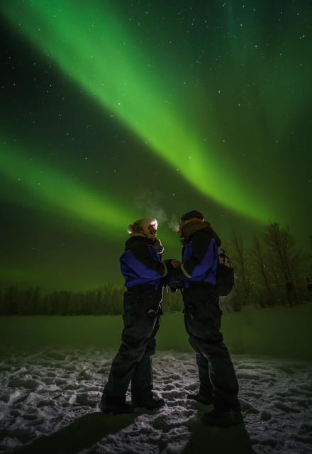 Ivalo: Lake Inari Northern Lights Tour w/ Reindeer & Dinner - Practical details that affect the evening