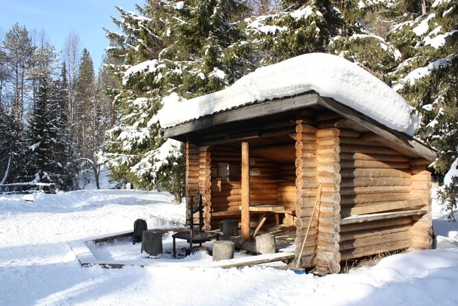 Korouoma National Park & Frozen Waterfalls - The open fire is more than a snack break