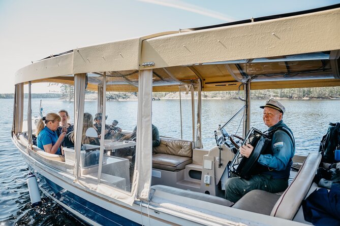 Lake Saimaa Small-Group Cruise with Stories and Music - A quiet way to meet Lake Saimaa