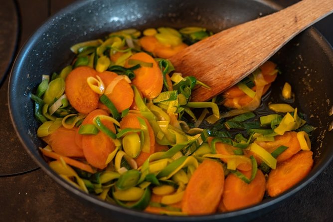 Lappish Cooking Master Class - From Rovaniemi to a Cottage Between Two Lakes