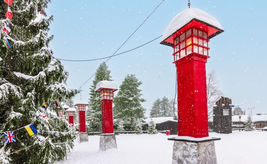 Levi: Day Trip to Santa Claus Village with Lunch - The ride from Levi to Rovaniemi