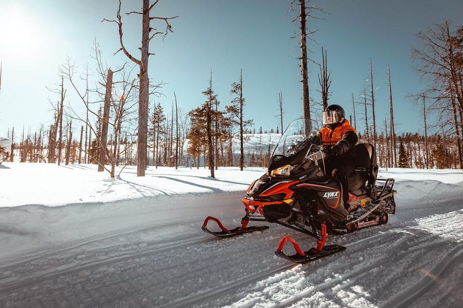 Levi: Full Day Snowmobile Safari to Wilderness - How demanding is four to five hours of riding?