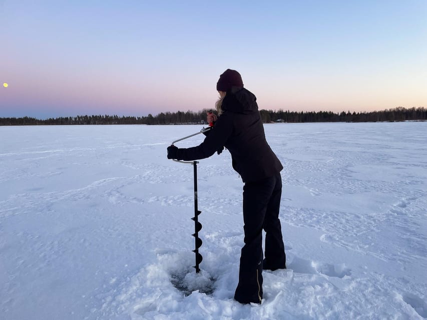 Levi: Ice Fishing Trip in a small group - Warm drinks, snacks, and the cold-weather reality